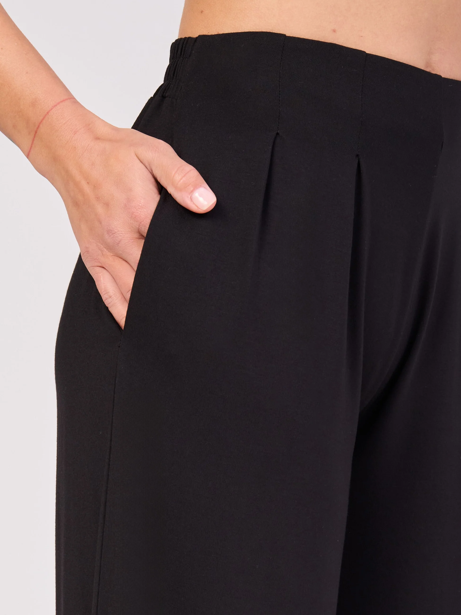 Emery Wide Leg Pants - Black - Image 7