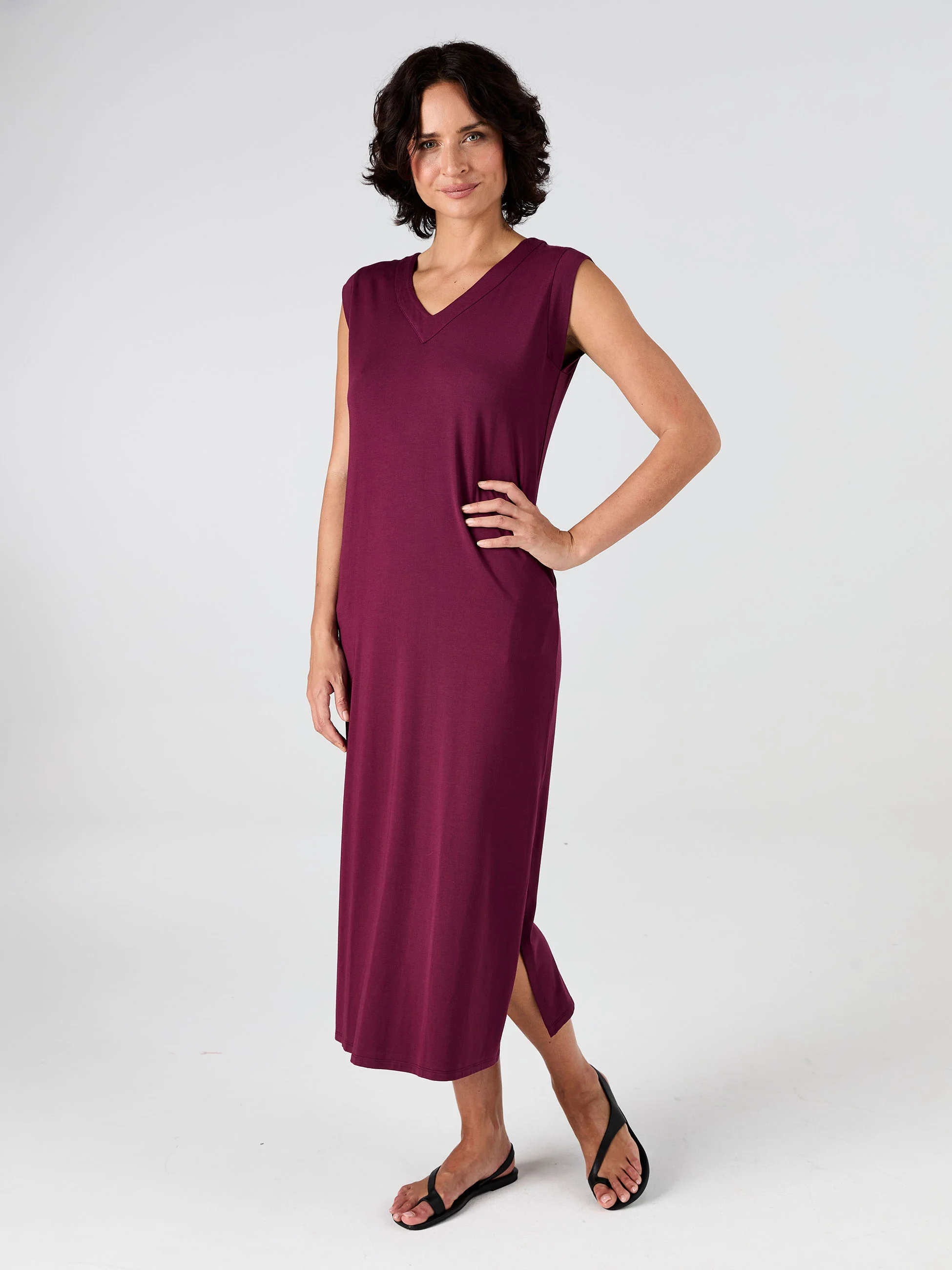 Everly V Neck Maxi Dress - Ruby