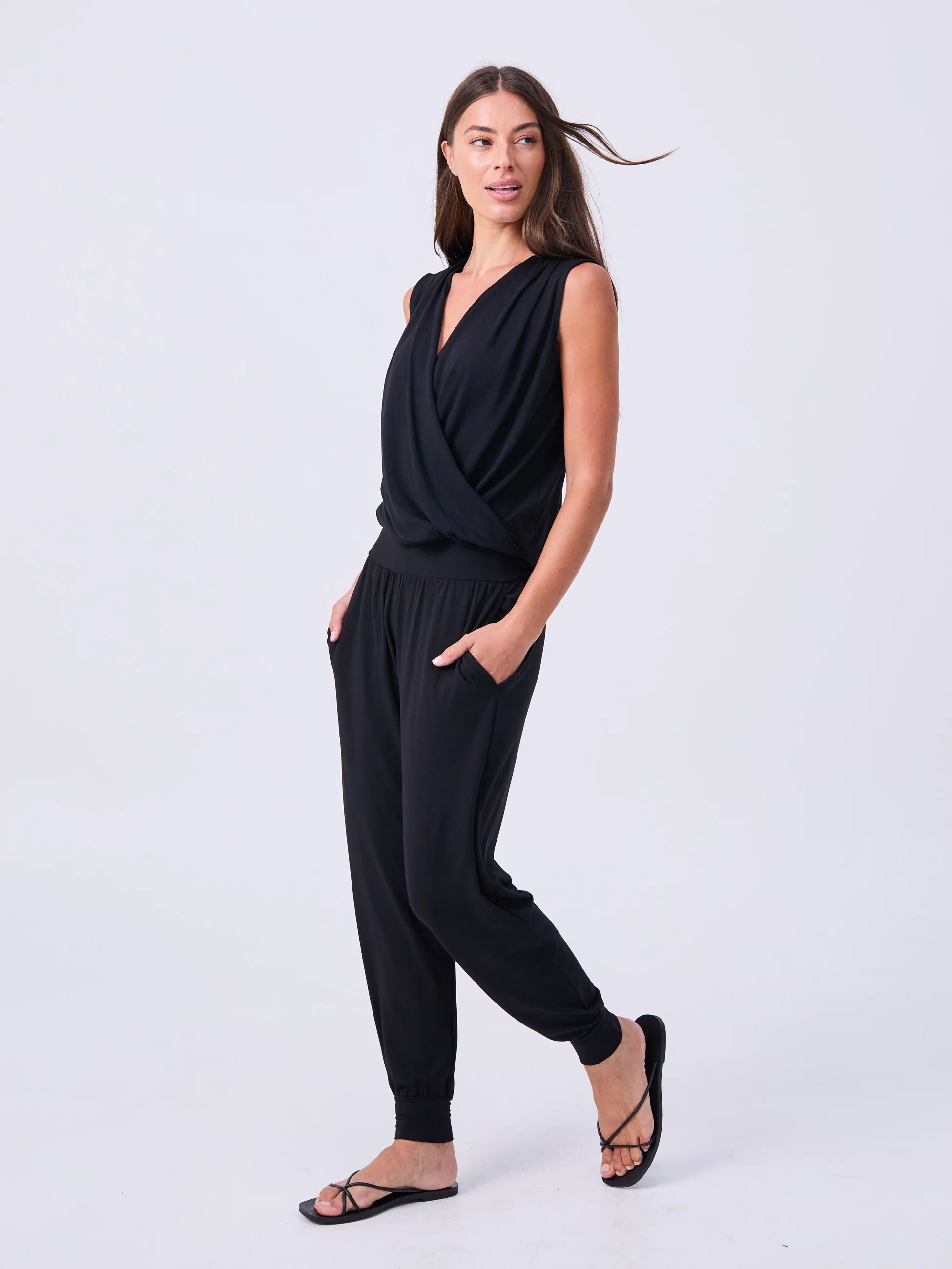 Nomad Relax Pant Regular Length - Black - Image 6