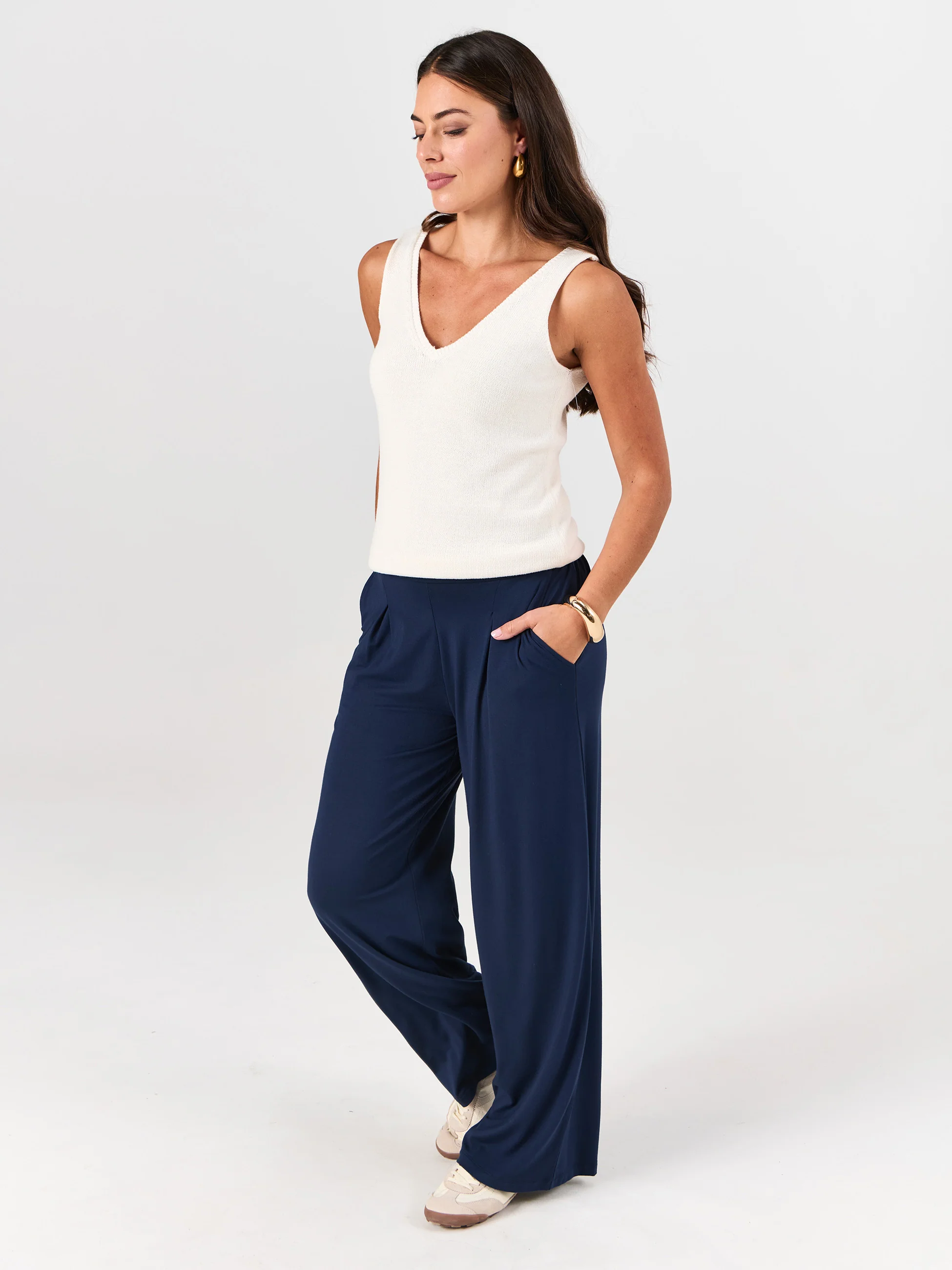 Pleat Front Wide Leg Pants - Navy - Image 2